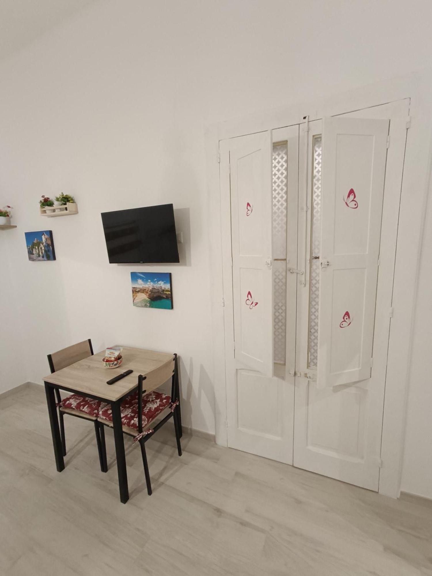 Bari Giulia Rooms Esterno foto